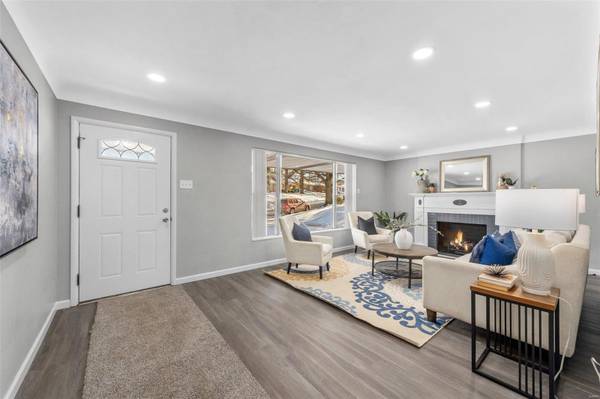 4125 Oreon AVE, St Louis, MO 63121