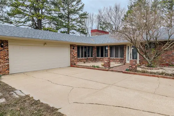 249 Keller DR, Lebanon, MO 65536