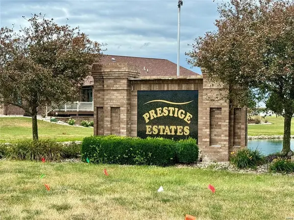 40 Jason’s Pointe,  Highland,  IL 62249