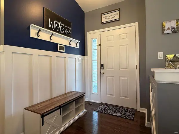 839 Silver Lake View DR, Pacific, MO 63069