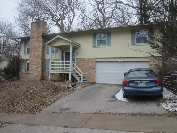 260 Glandore DR, Ballwin, MO 63021