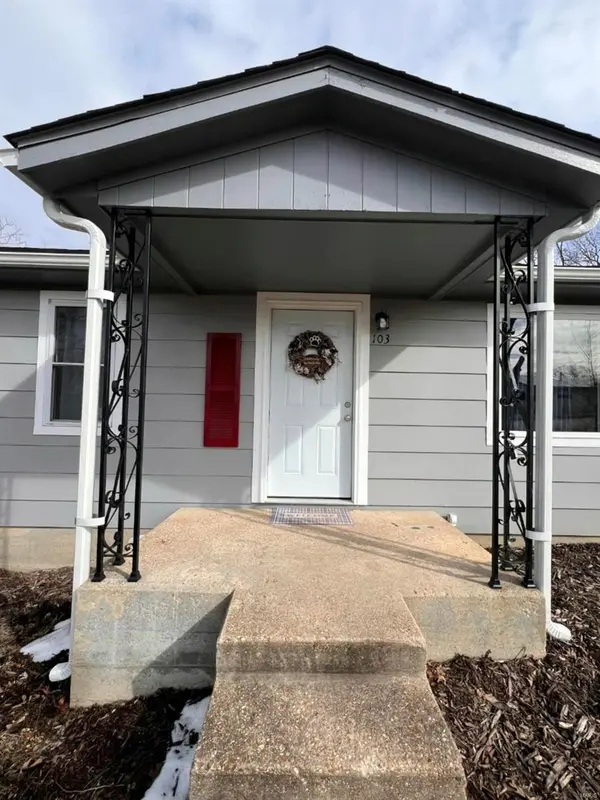 103 S Pearl ST, Dixon, MO 65459