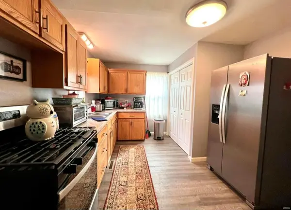 103 S Pearl ST, Dixon, MO 65459