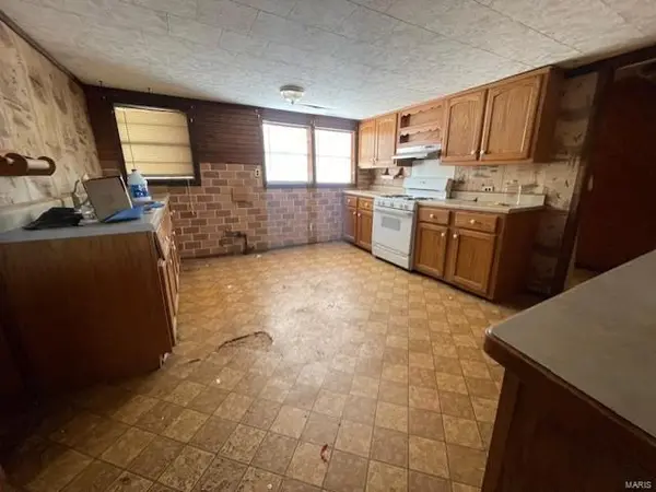 434 Highway VV, Broseley, MO 63932