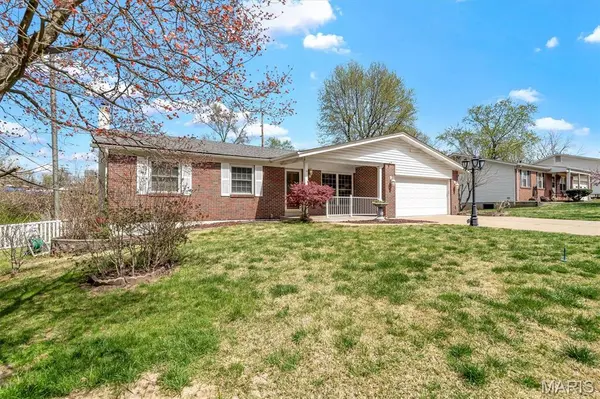 11789 Parish DR, Bridgeton, MO 63044