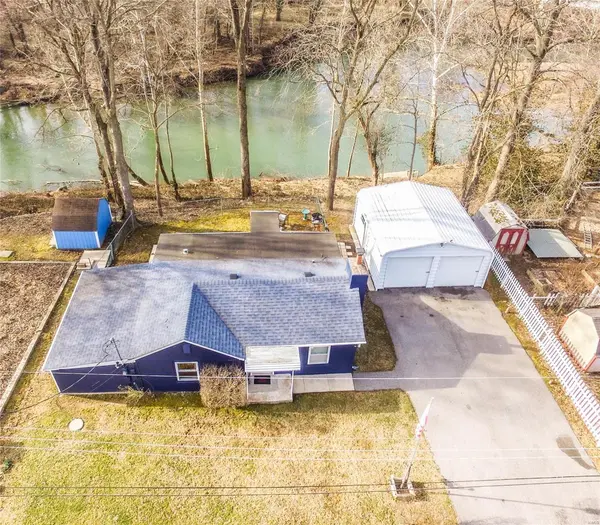 8162 Riverview DR, Dittmer, MO 63023