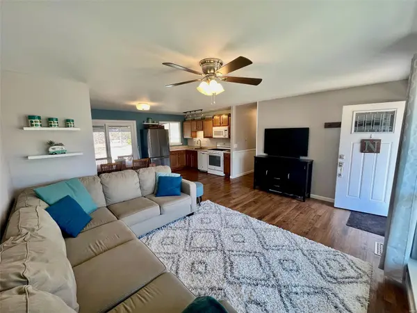 1658 San Miguel LN, Fenton, MO 63026