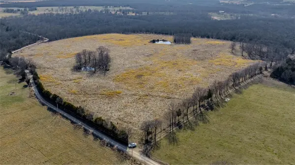 10600 County Road 421, Belle, MO 65013