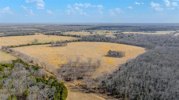 10600 County Road 421, Belle, MO 65013