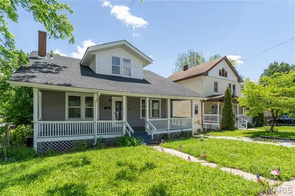 863 Washington AVE, Alton, IL 62002