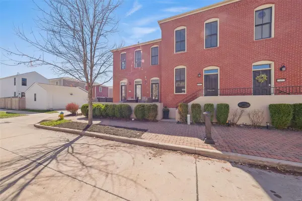 3443 Hiram ST, St Charles, MO 63301
