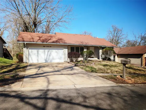 5041 Trailbend DR, Black Jack, MO 63033