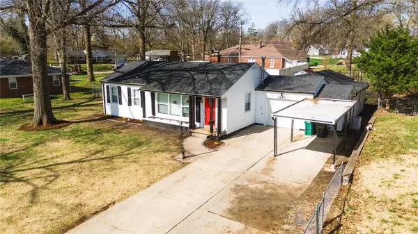 1807 McClintock AVE, Belleville, IL 62221