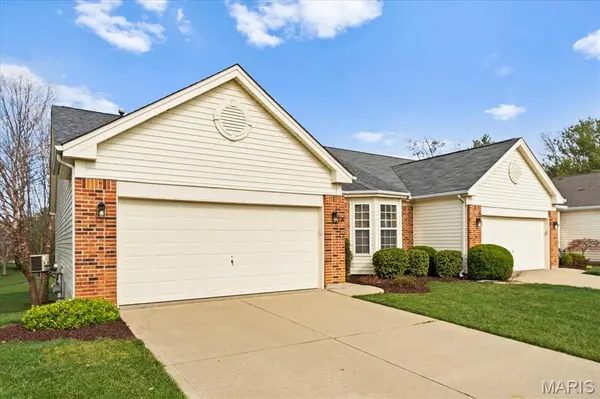 1719 Ambrose Terrace DR, Swansea, IL 62226