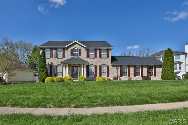 2951 Diekamp Farm TRL, St Charles, MO 63303