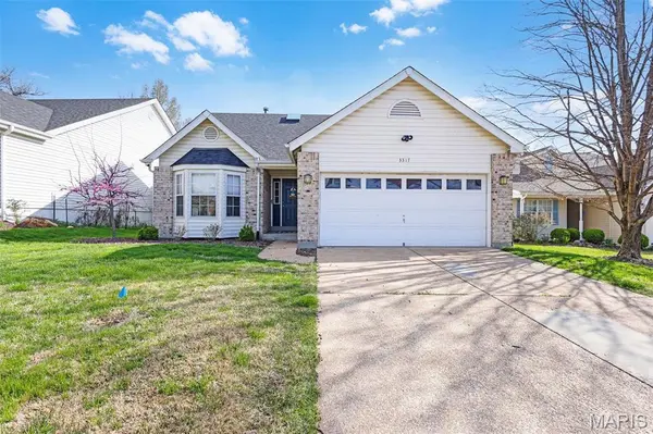 3317 Lower Lakes Estates DR, Valley Park, MO 63088