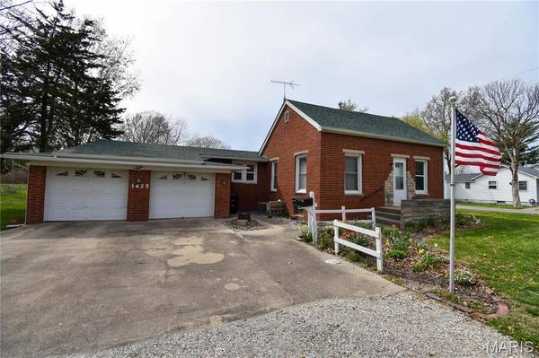 1425 N Jefferson ST, Litchfield, IL 62056