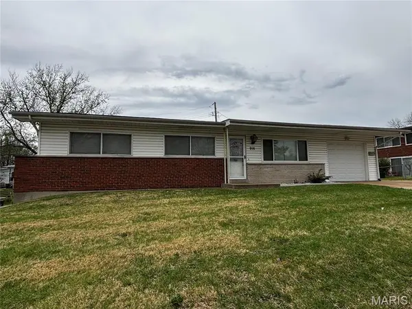916 Buckley RD, St Louis, MO 63125