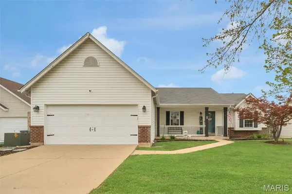 26 Winding Trails CIR, O'fallon, MO 63366