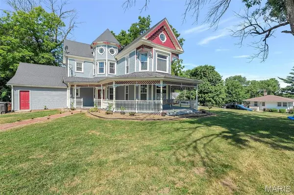100 Lewis ST,  Troy,  MO 63379