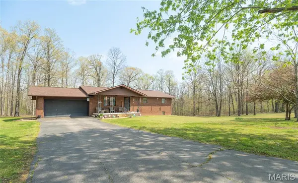 103 Goldfish LN, Naylor, MO 63953