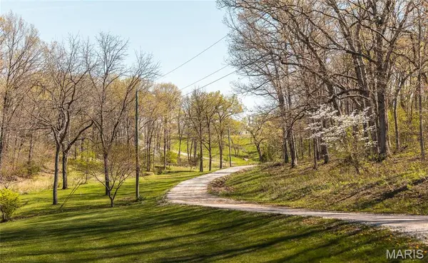 12001 Little Moniteau Creek Rd RD, Centertown, MO 65023