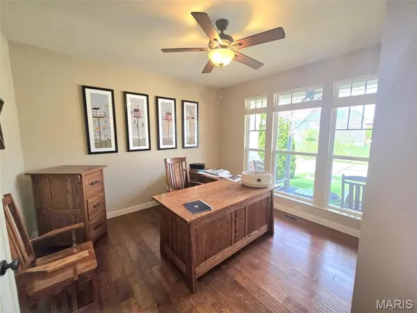 128 Vistalago PL, Cottleville, MO 63376