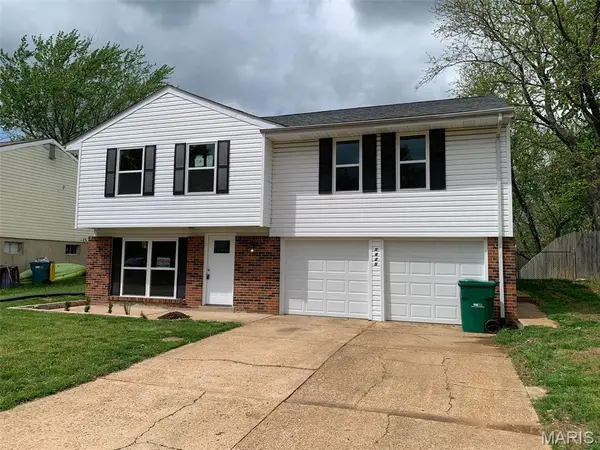5425 Nantucket CT, High Ridge, MO 63049