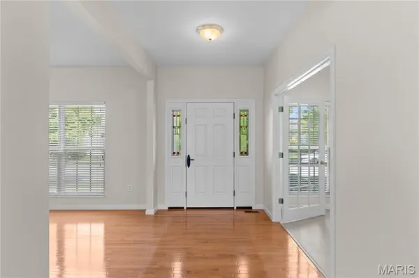 842 Bellerive Manor DR, Creve Coeur, MO 63141