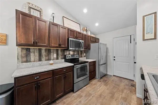 113 Linder LN, Winfield, MO 63389