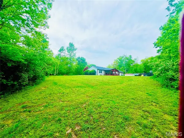 4311 Lakeview DR, Hillsboro, MO 63050