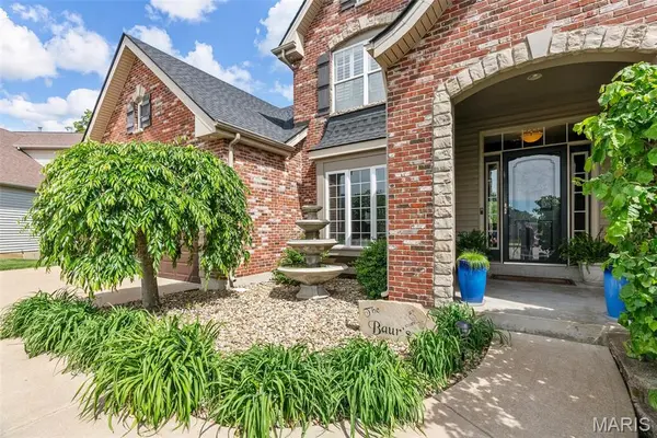 1274 Hawkins Bend CT, Fenton, MO 63026