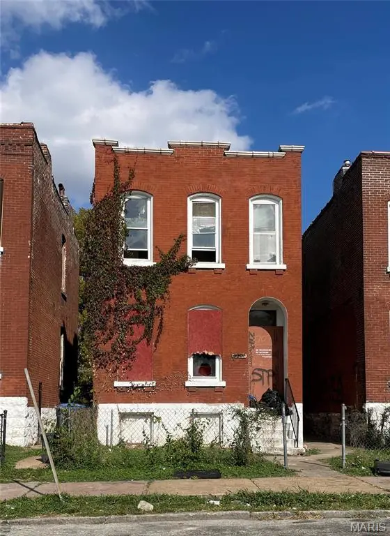 3707 Aldine AVE, St Louis, MO 63113