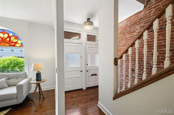 3137 Arsenal ST, St Louis, MO 63118