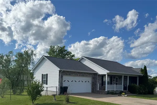 96 Fox DR, Farmington, MO 63640