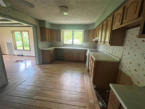 1201 E Main ST, Staunton, IL 62088