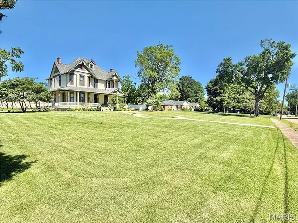 714 Farrar ST, Fredericktown, MO 63645