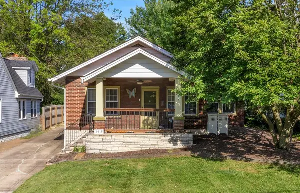 2416 E Milton AVE, Overland, MO 63114