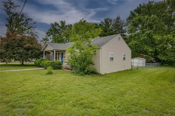 701 E Liberty ST, Farmington, MO 63640