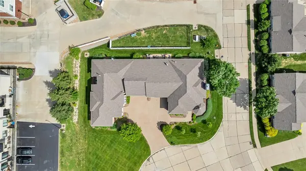 1243 Harmony Lake DR, Cottleville, MO 63376