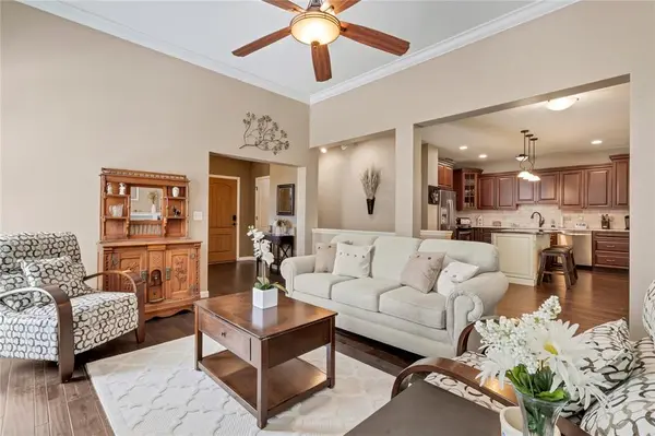1243 Harmony Lake DR, Cottleville, MO 63376