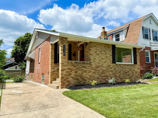 1125 Blendon PL, Richmond Heights, MO 63117