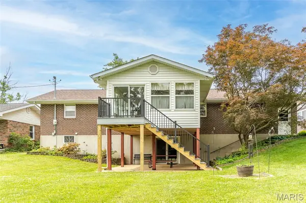 803 Ridgeview DR, Washington, MO 63090