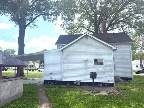 929 N 5th ST, Breese, IL 62230