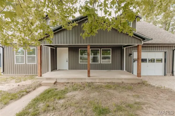 506 W 4th ST, Dixon, MO 65459