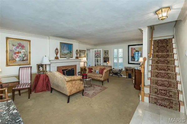 3 Deer Creek Woods, Ladue, MO 63124
