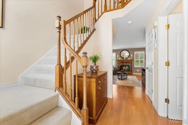 16266 Lea Oak CT, Chesterfield, MO 63017