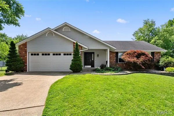 5 Carrington CT, St Peters, MO 63376