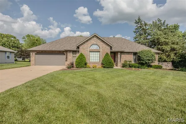 1620 Indian Creek DR,  Lebanon,  MO 65536