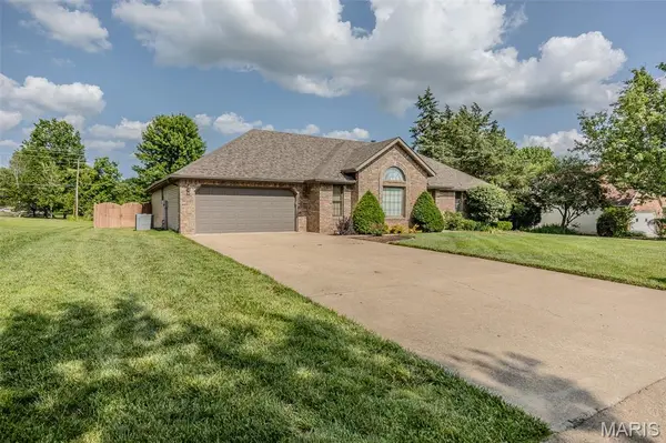 1620 Indian Creek DR, Lebanon, MO 65536